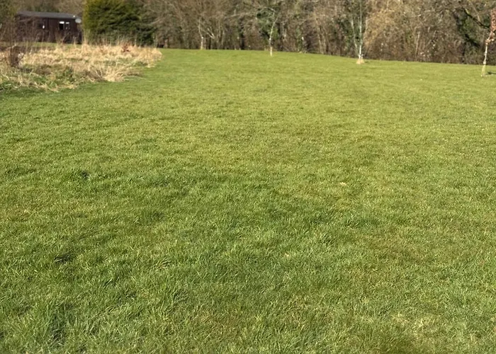Lakeside Retreat - Lodge 2F Caer Beris Holiday Park - No Commercial Vehicles Allowed On Site