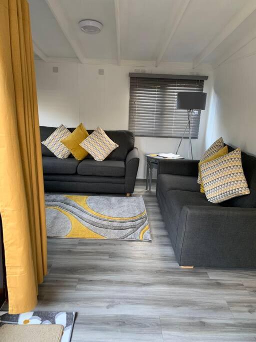 Lakeside Retreat - 2f Caer Beris - No Commercial Vehicles Allowed On Site * Builth Wells