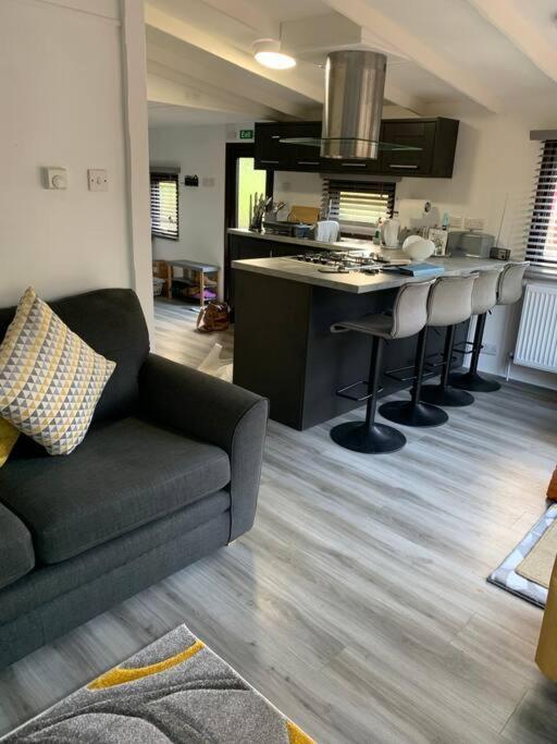 Lakeside Retreat - 2f Caer Beris - No Commercial Vehicles Allowed On Site * Builth Wells